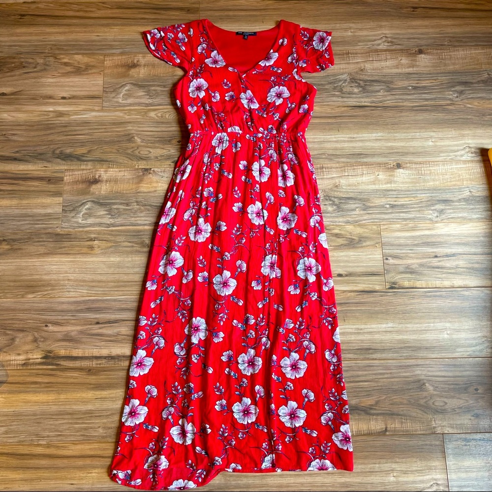 one clothing Floral Flutter Sleeve Maxi Dress - L